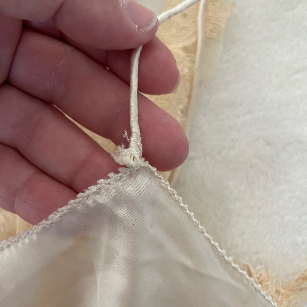 IROO Cream Satin and Lace Chemise - Picture 6 of 12